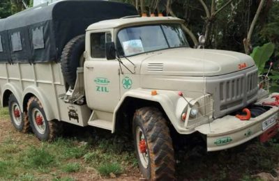 С благодарностью СССР: в Индии фермер-автолюбитель восстановил военный ЗИЛ-131